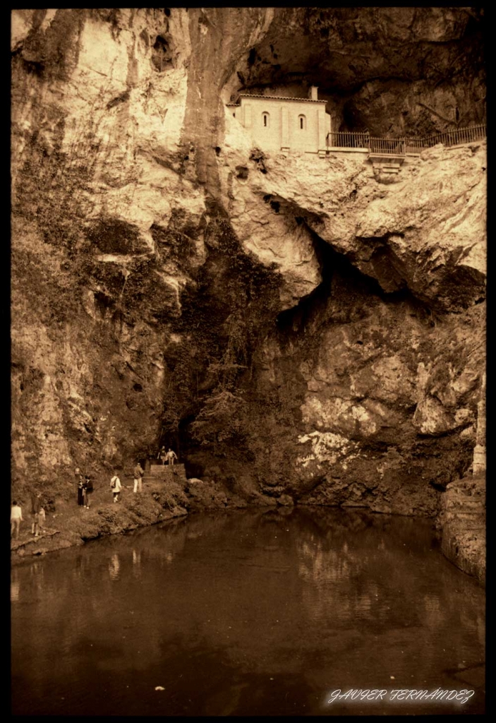 Foto de Cangas de Onís (Asturias), España