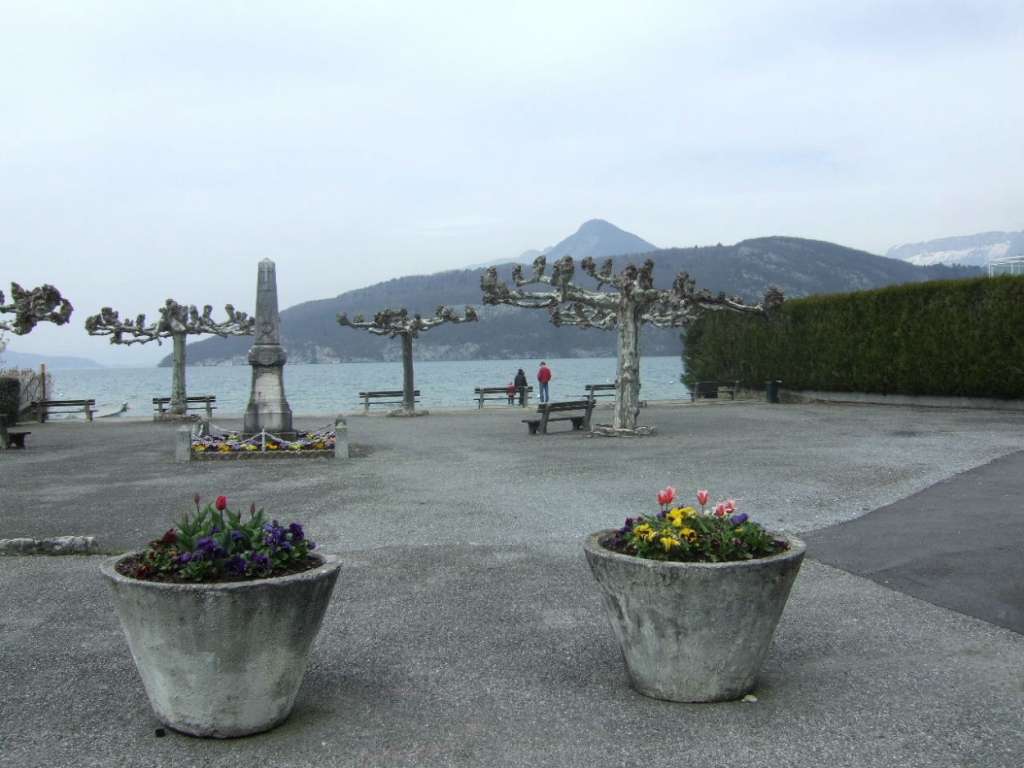 Foto de Duingt, Francia