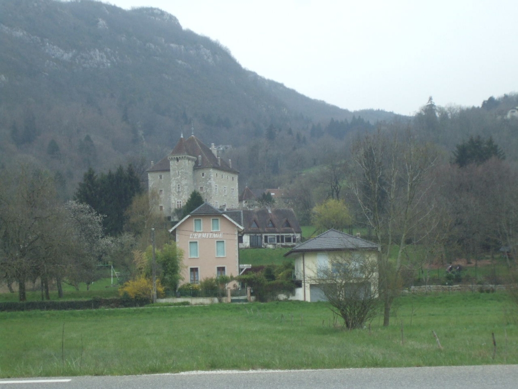 Foto de Duingt, Francia