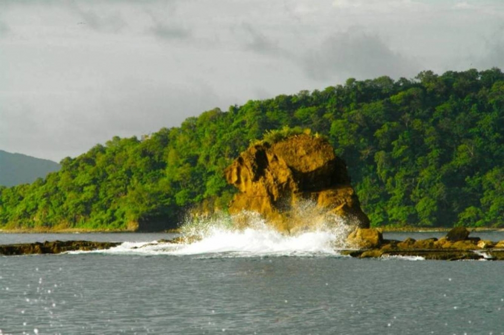 Foto de Bahia Salinas (Guanacaste), Costa Rica