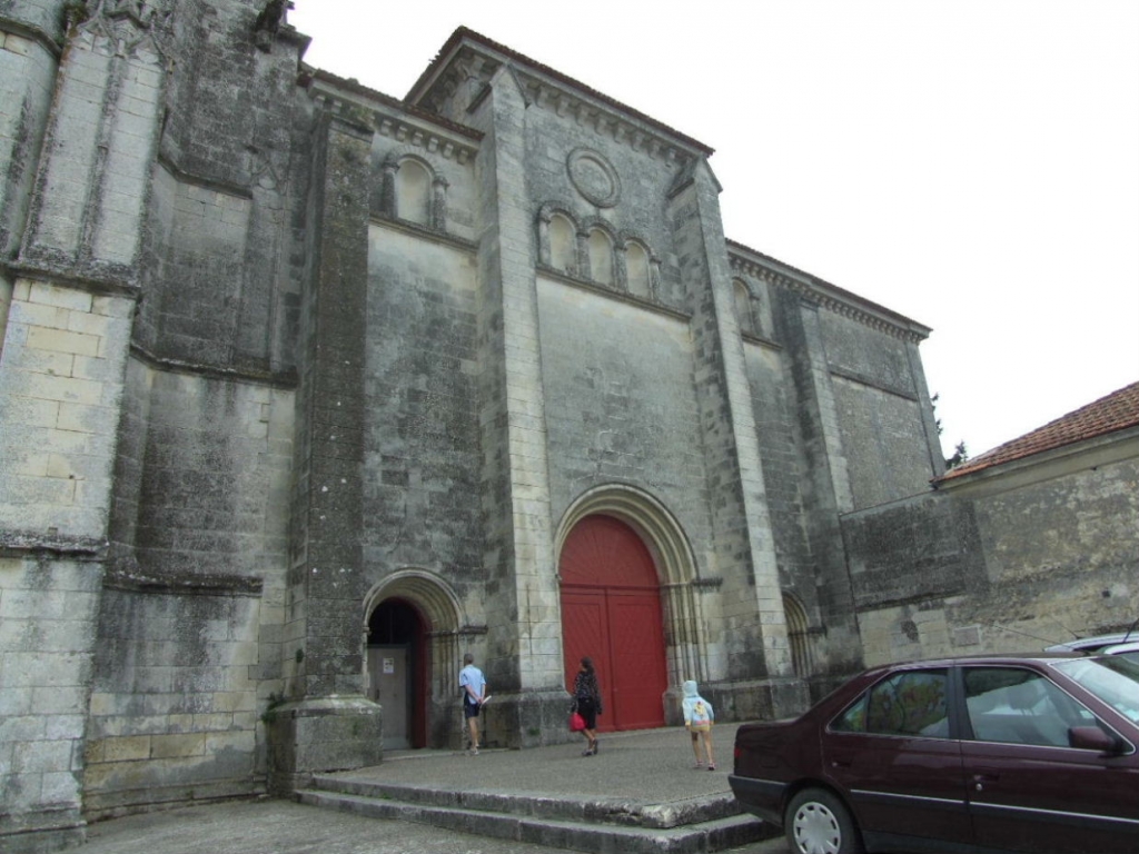 Foto de Saintes, Francia