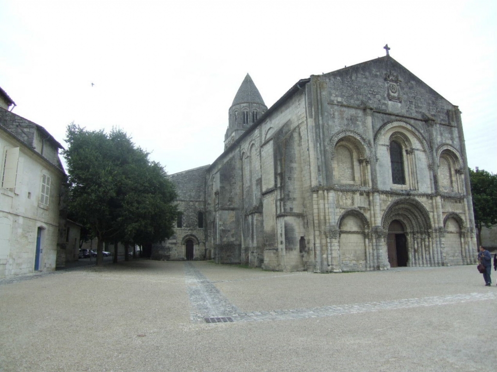 Foto de Saintes, Francia