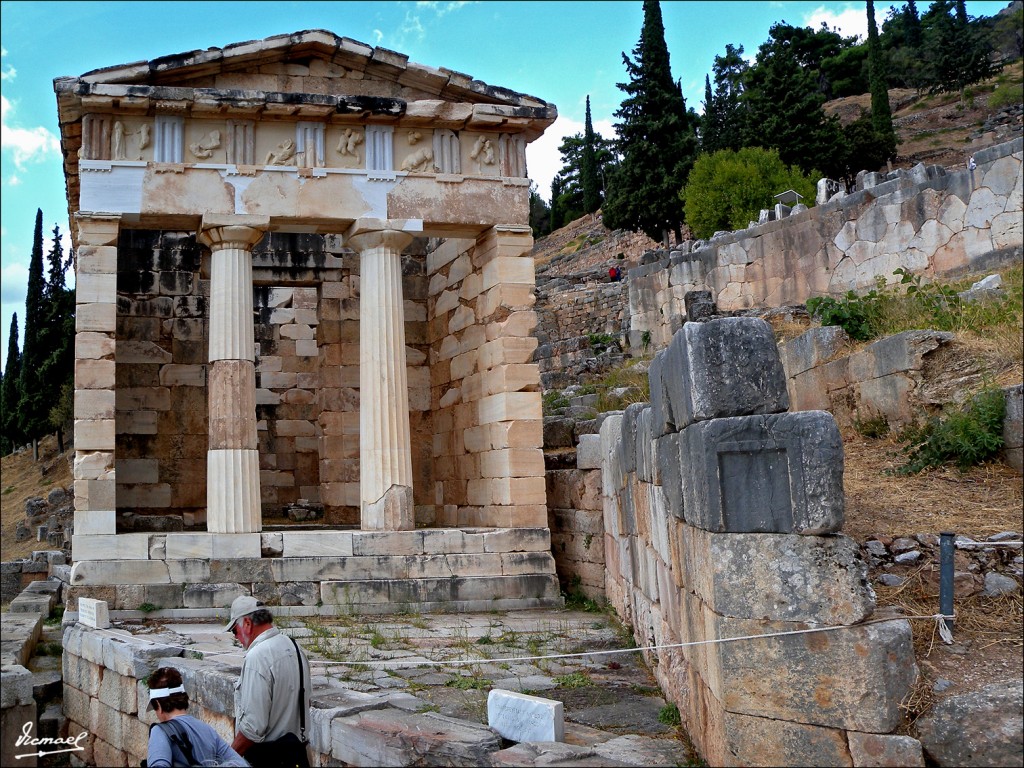 Foto: 111003-027 DELFOS - Delfos, Grecia