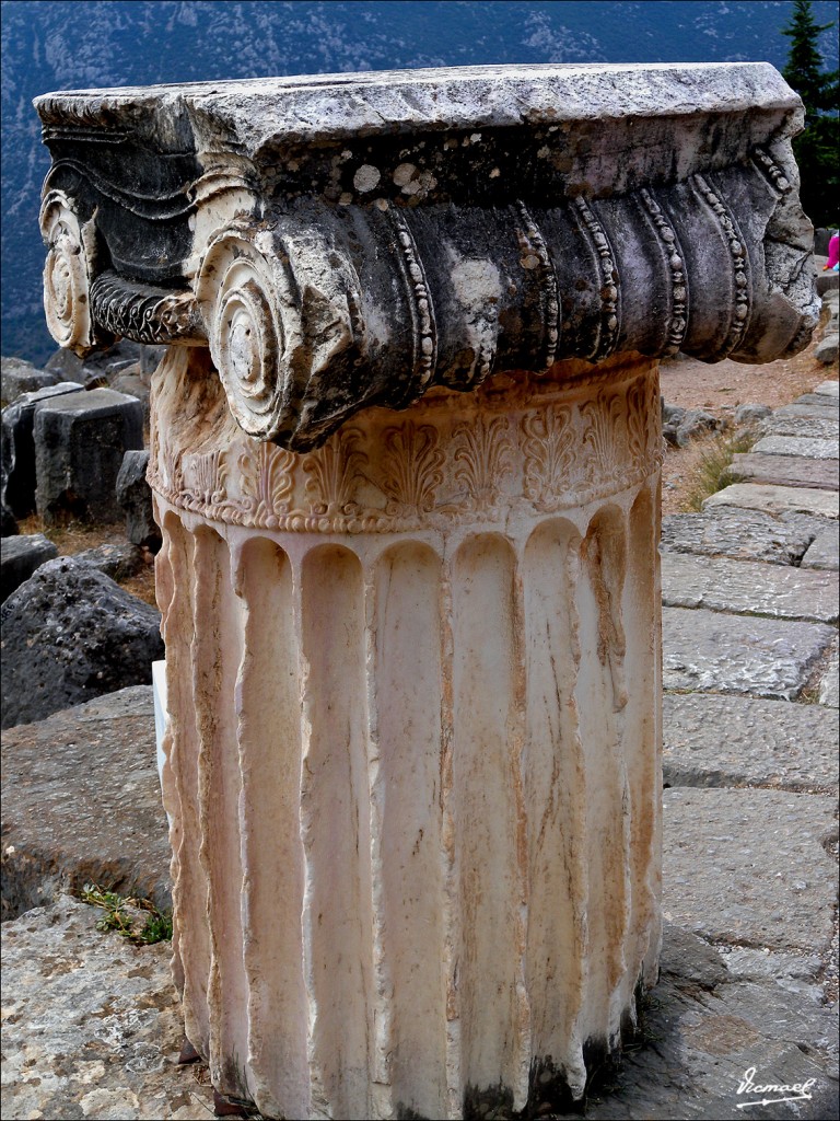 Foto: 111003-033 DELFOS - Delfos, Grecia