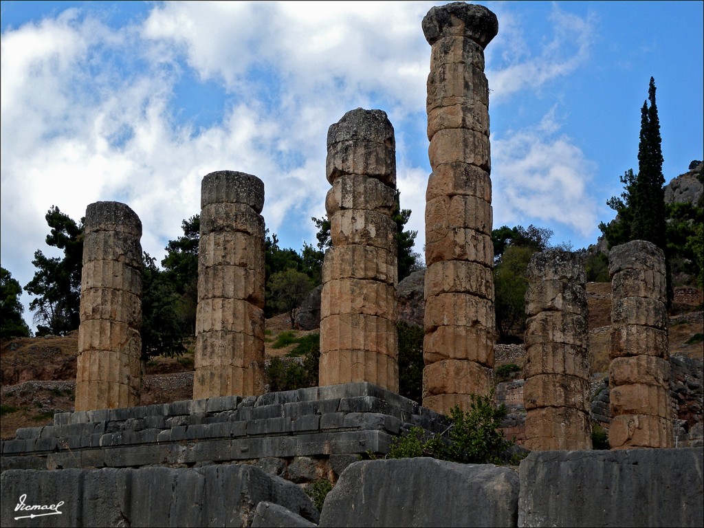 Foto: 111003-034 DELFOS - Delfos, Grecia