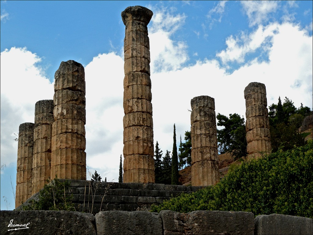 Foto: 111003-036 DELFOS - Delfos, Grecia