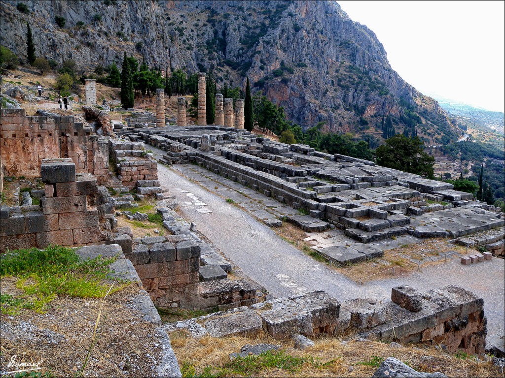 Foto: 111003-054 DELFOS - Delfos, Grecia