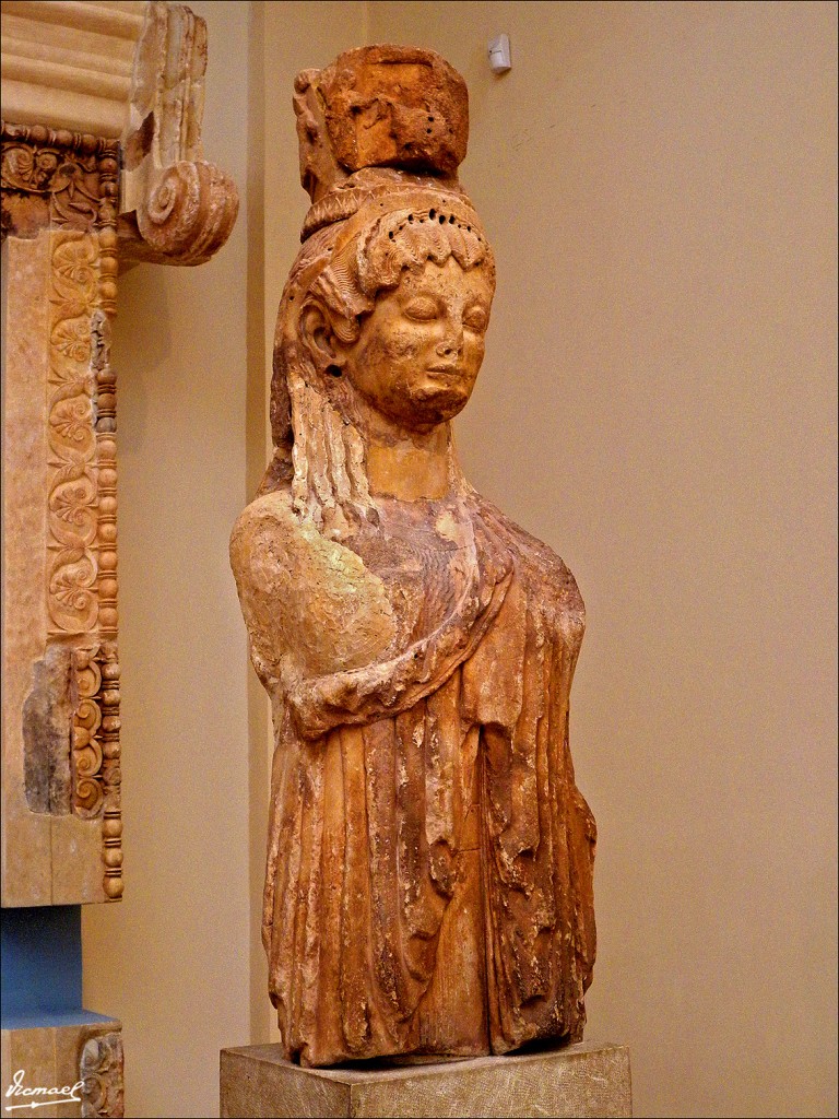 Foto: 111003-100 DELFOS - Delfos, Grecia