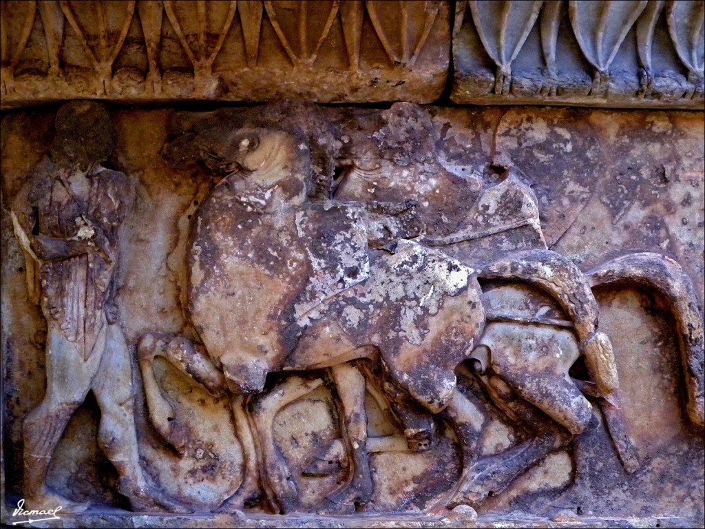 Foto: 111003-107 DELFOS - Delfos, Grecia