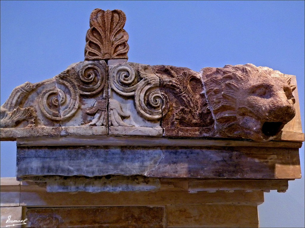 Foto: 111003-141 DELFOS - Delfos, Grecia