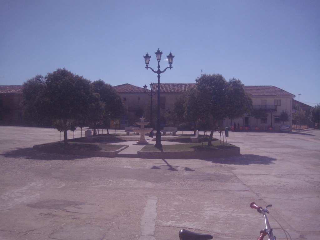 Foto: La plaza - Villarrin de Campos (Zamora), España