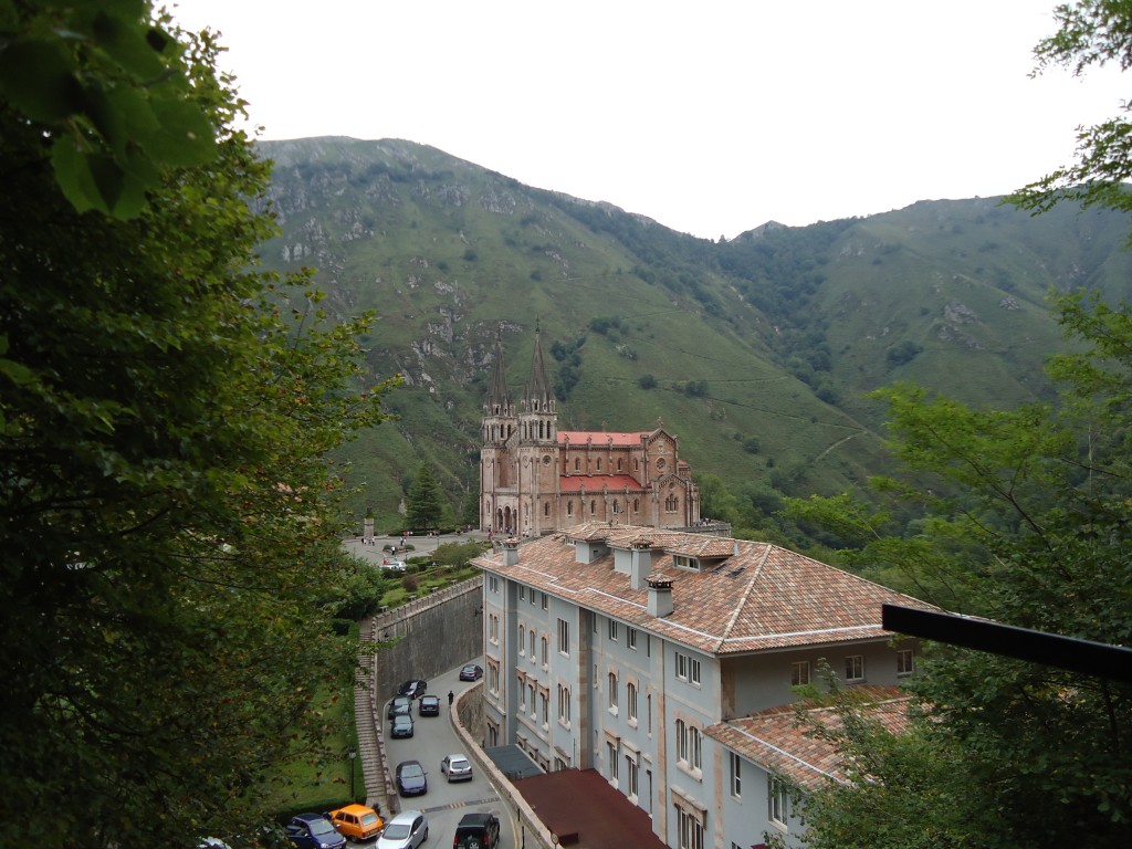 Foto: SANTUARIO - Covadonga (Asturias), España