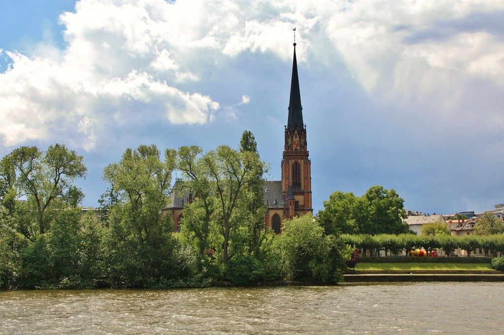 Foto: Orilla del Main - Frankfurt am Main (Hesse), Alemania