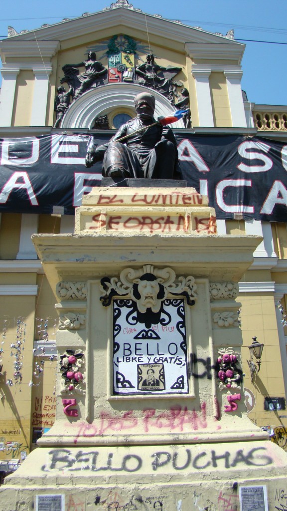 Foto: Bello Capucha - Santiago (Región Metropolitana), Chile