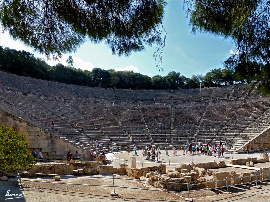 Foto: 110929-22 EPIDAURO TEATRO - Epidauro, Grecia