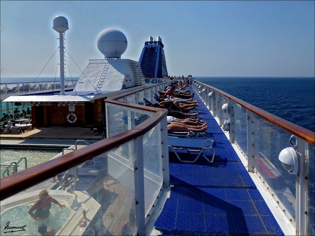 Foto: 110930-027 LOUIS MAJESTY - Mar Egeo (Attica), Grecia