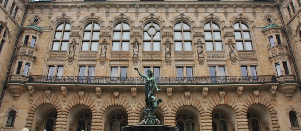 Foto: Patio del Ayuntamiento - Hamburg (Hamburg City), Alemania