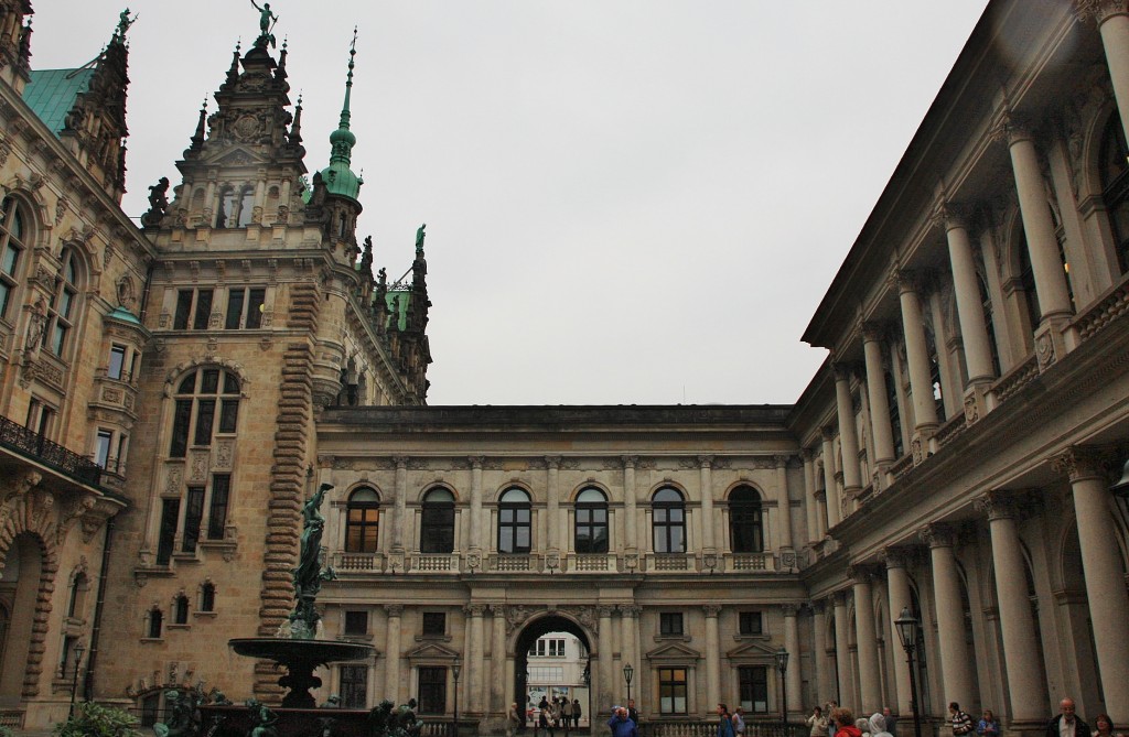 Foto: Patio del Ayuntamiento - Hamburg (Hamburg City), Alemania