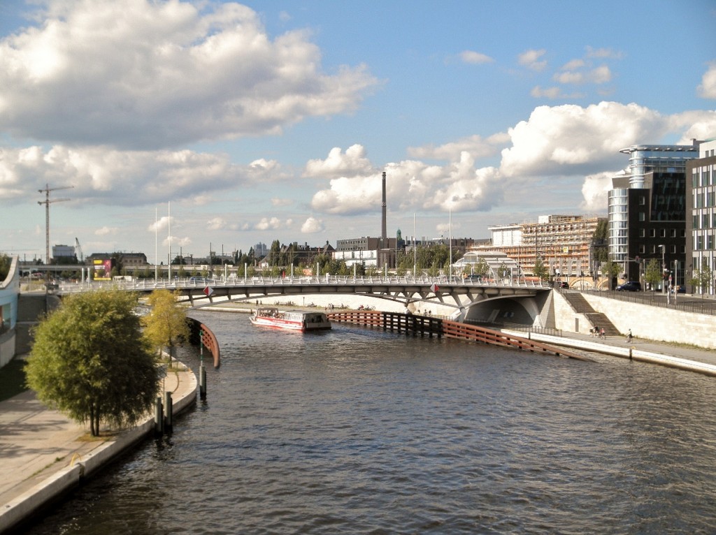 Foto: Vista del rio Spree - Berlín (Berlin), Alemania