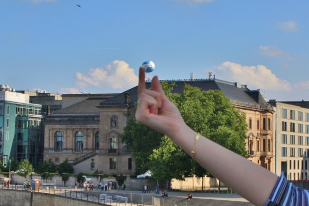 Foto: Jugando con la perspectiva - Berlín (Berlin), Alemania
