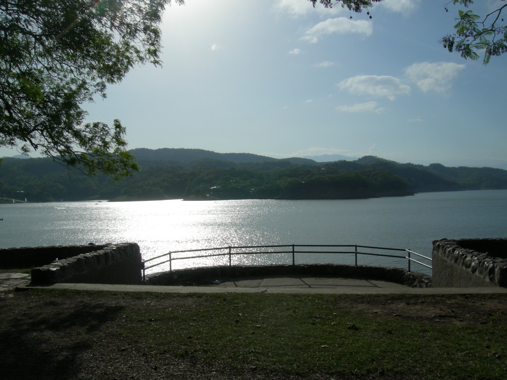 Foto: Vista del lago - El Cadillal (Tucumán), Argentina