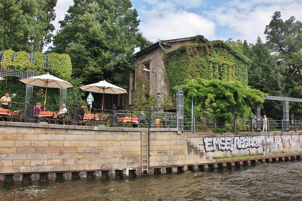 Foto: Navegando por el Spree - Berlín (Berlin), Alemania
