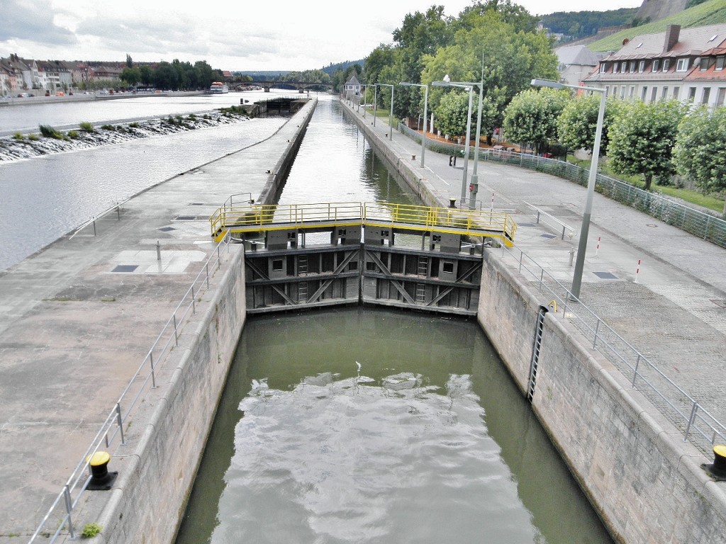Foto: Vista desde el puente viejo - Würzburg (Bavaria), Alemania