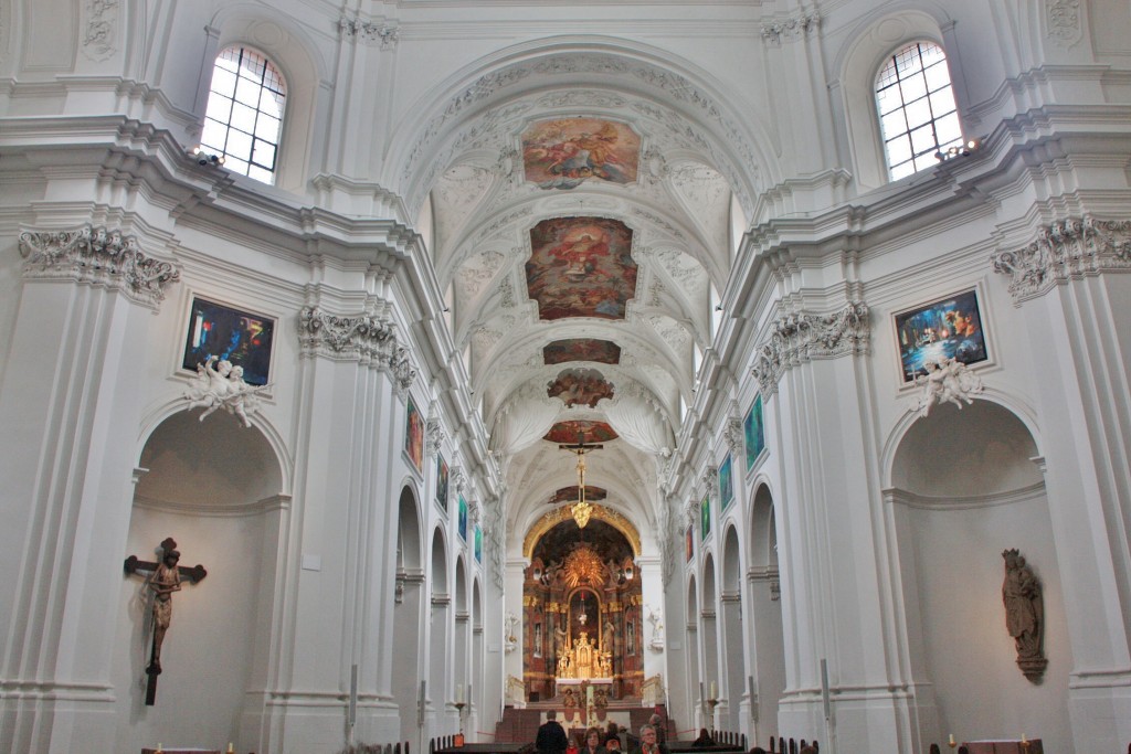 Foto: Neumünster - Würzburg (Bavaria), Alemania