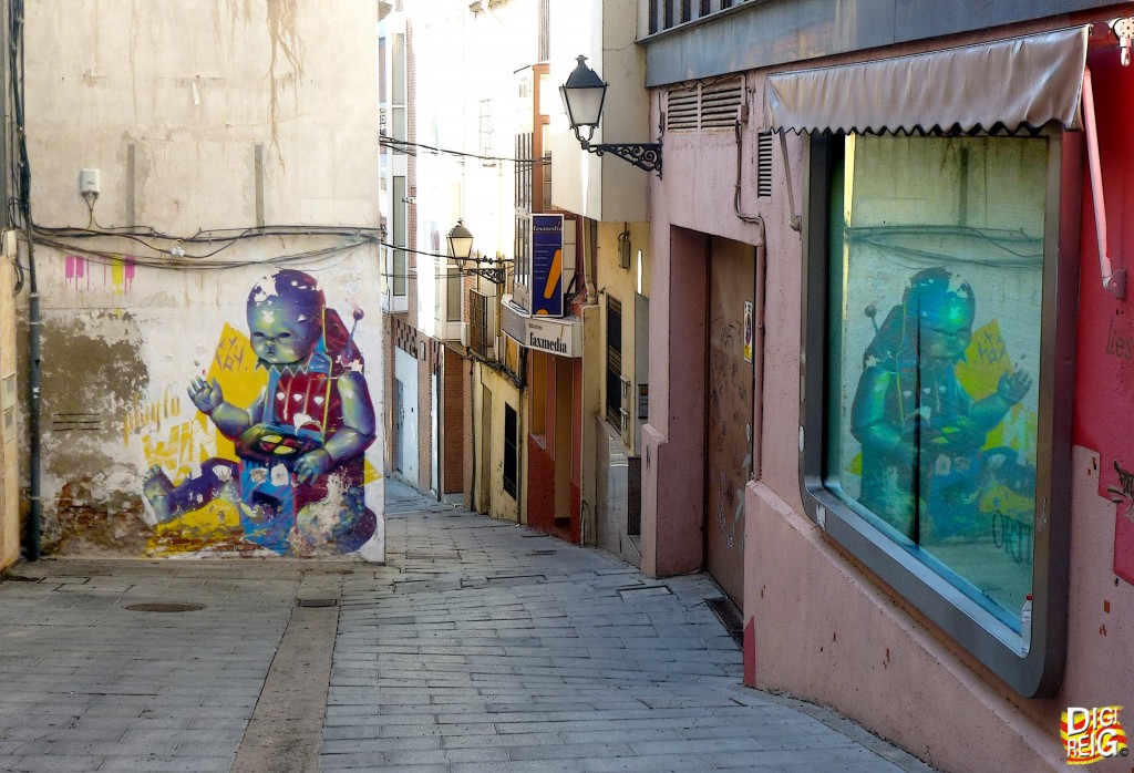 Foto: Calle con grafiti. - Guadalajara (Castilla La Mancha), España
