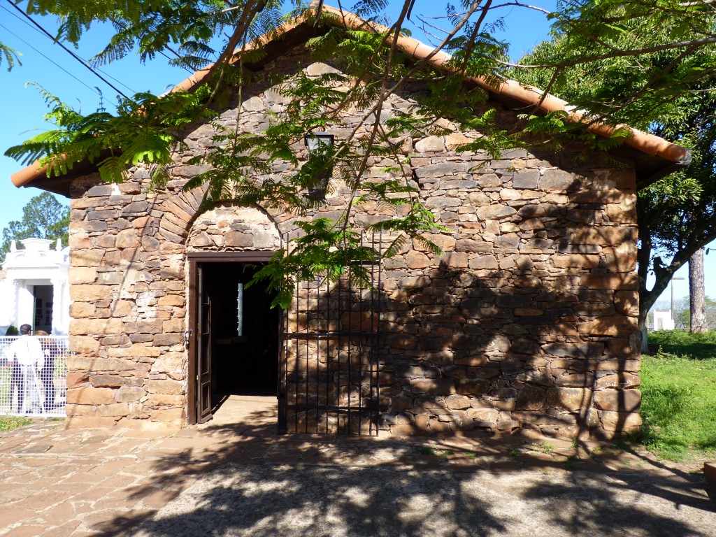 Foto: Centro de información turística. - Yapeyú (Corrientes), Argentina