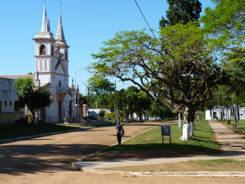 Foto: Iglesia - Yapeyú (Corrientes), Argentina
