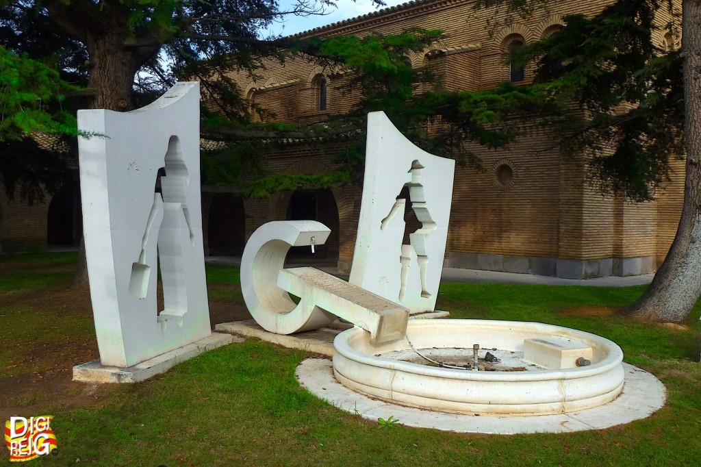 Foto: Monumento al Colono. - Ontinar de Salz (Zaragoza), España