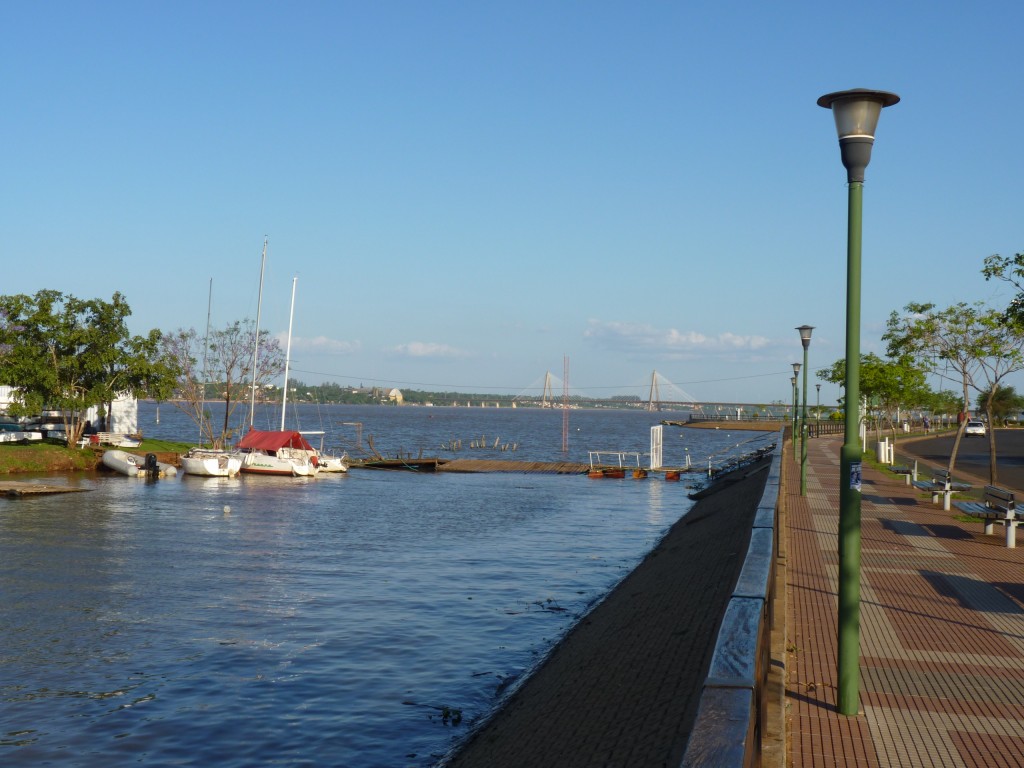 Foto: Costanera. - Posadas (Misiones), Argentina