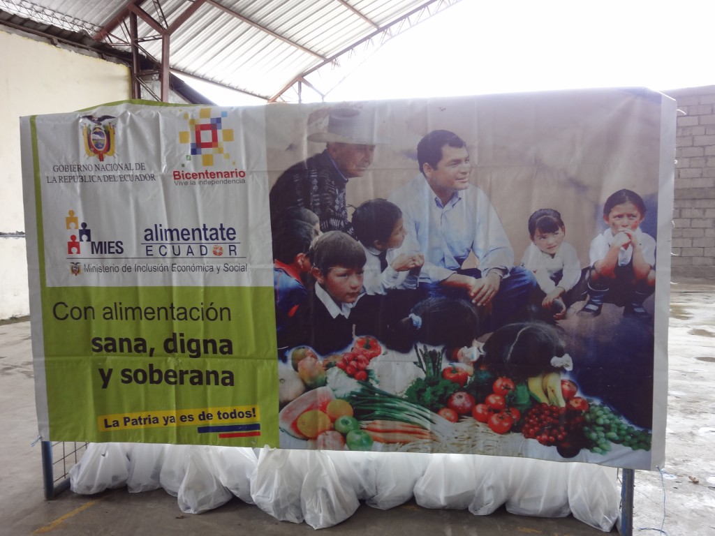 Foto: Valla publicitaria - Mushullacta (Pastaza), Ecuador