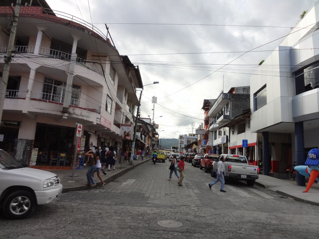 Foto: La calle Ceslao Marin - Puyo (Pastaza), Ecuador