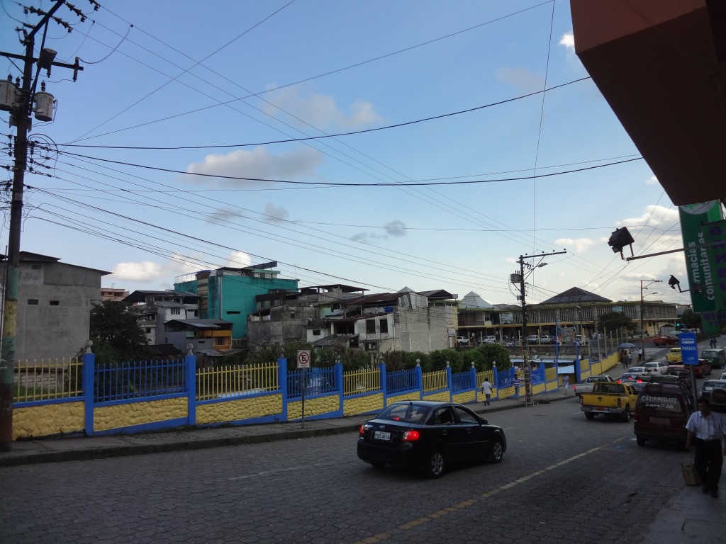 Foto: Vista al Municipio - Puyo (Pastaza), Ecuador