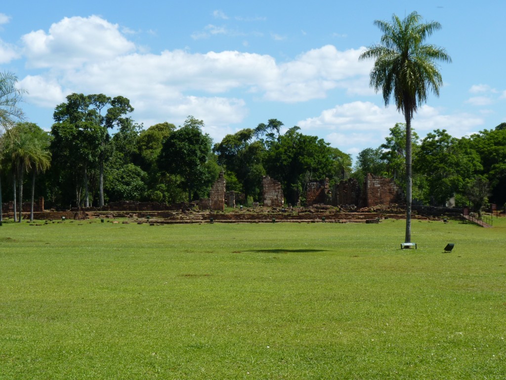 Foto: Ruinas jesuíticas. - Santa Ana (Misiones), Argentina
