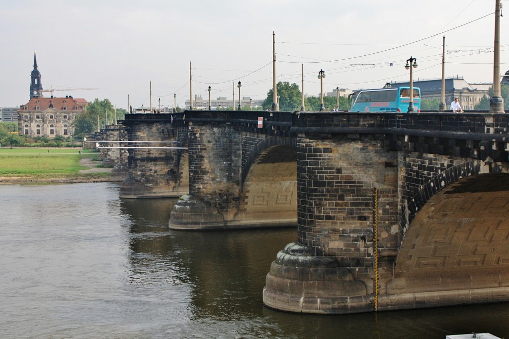 Foto: Puente sobre el Elba - Dresden (Saxony), Alemania