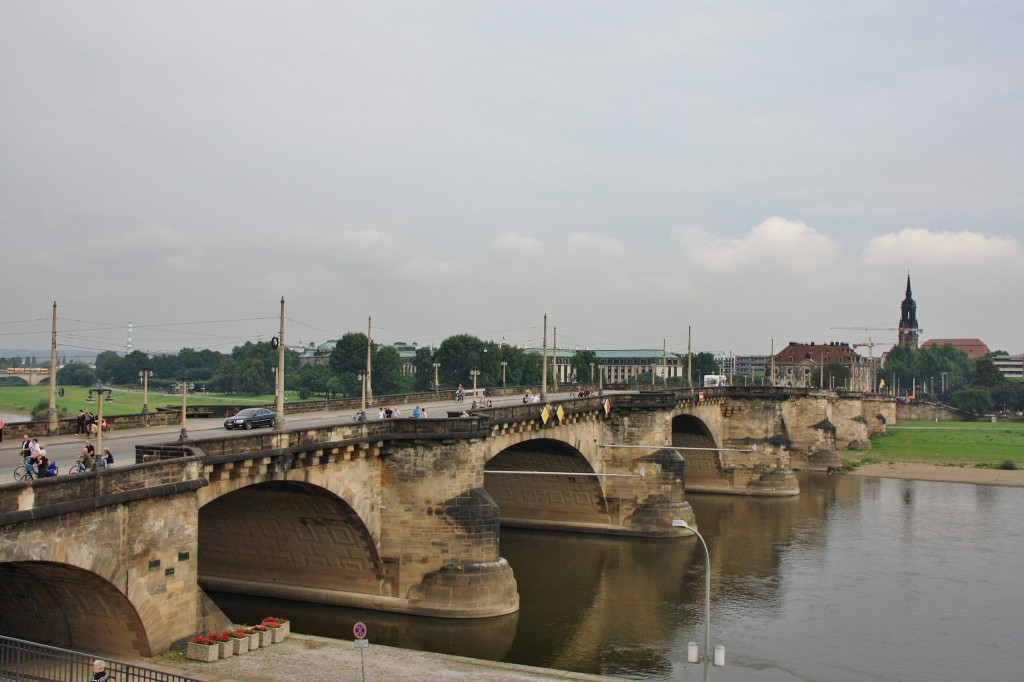 Foto: Puente sobre el Elba - Dresden (Saxony), Alemania