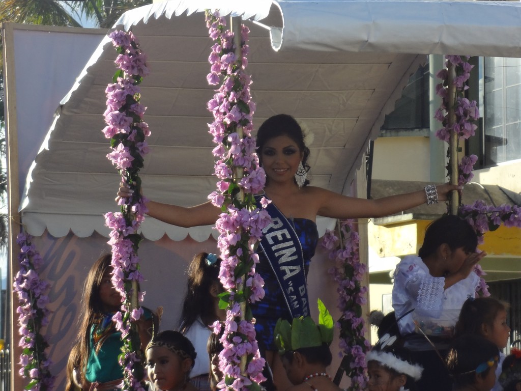 Foto: Candidata A Reina De Shell - Shell (Pastaza), Ecuador