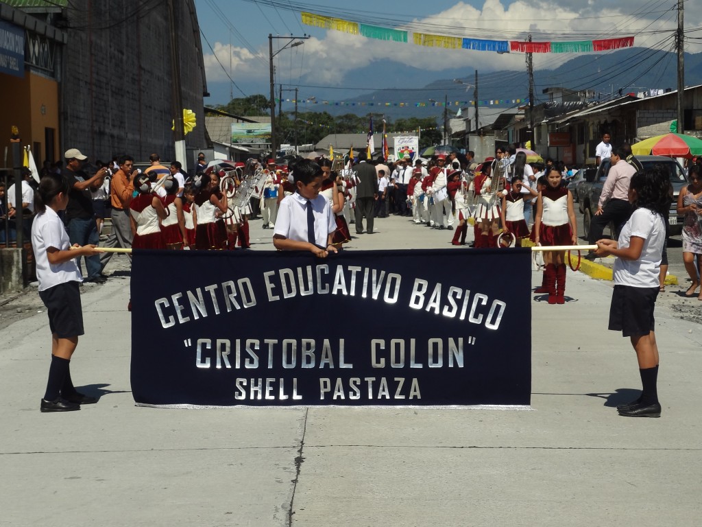 Foto: Escuela Cristóbal Colón - Shell (Pastaza), Ecuador