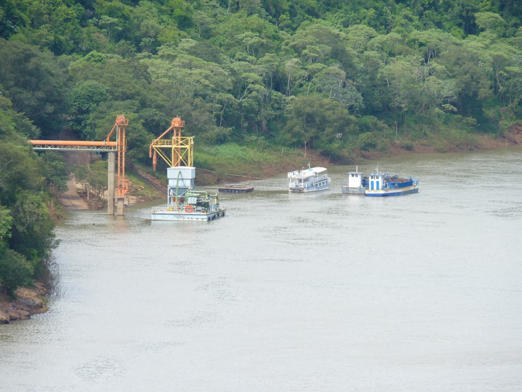 Foto: Río Iguazú - Puerto Iguazú (Misiones), Argentina