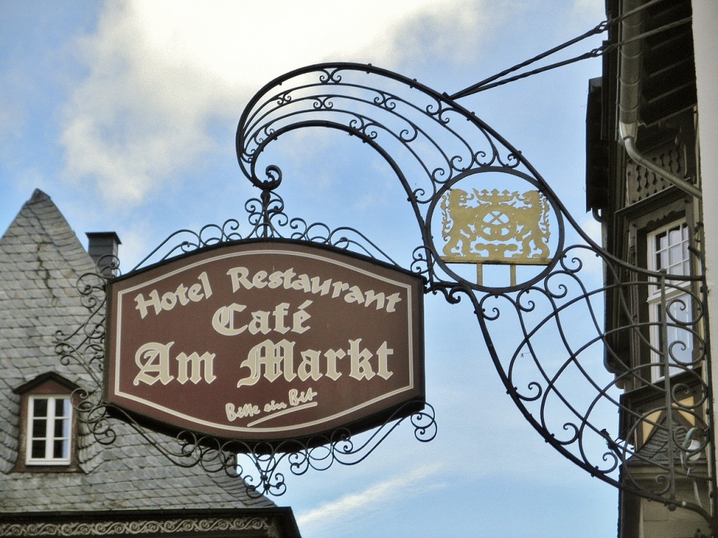 Foto: Letrero en el centro histórico - Bacharach (Rhineland-Palatinate), Alemania