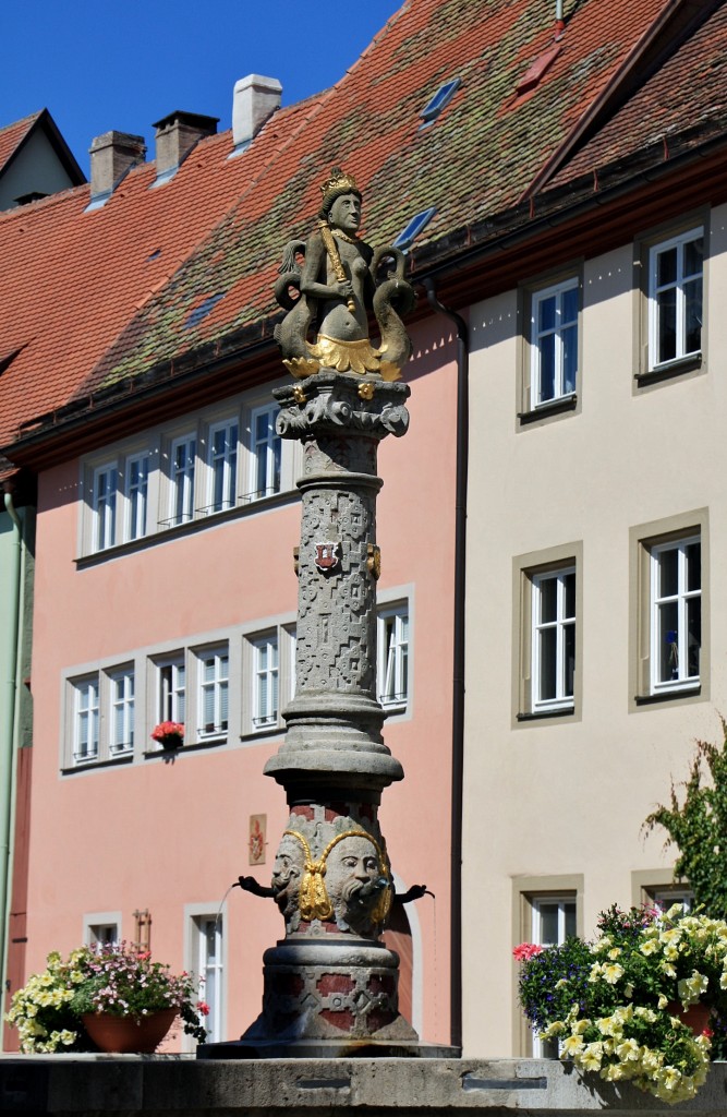 Foto: Fuente - Rothenburg ob der Tauber (Bavaria), Alemania