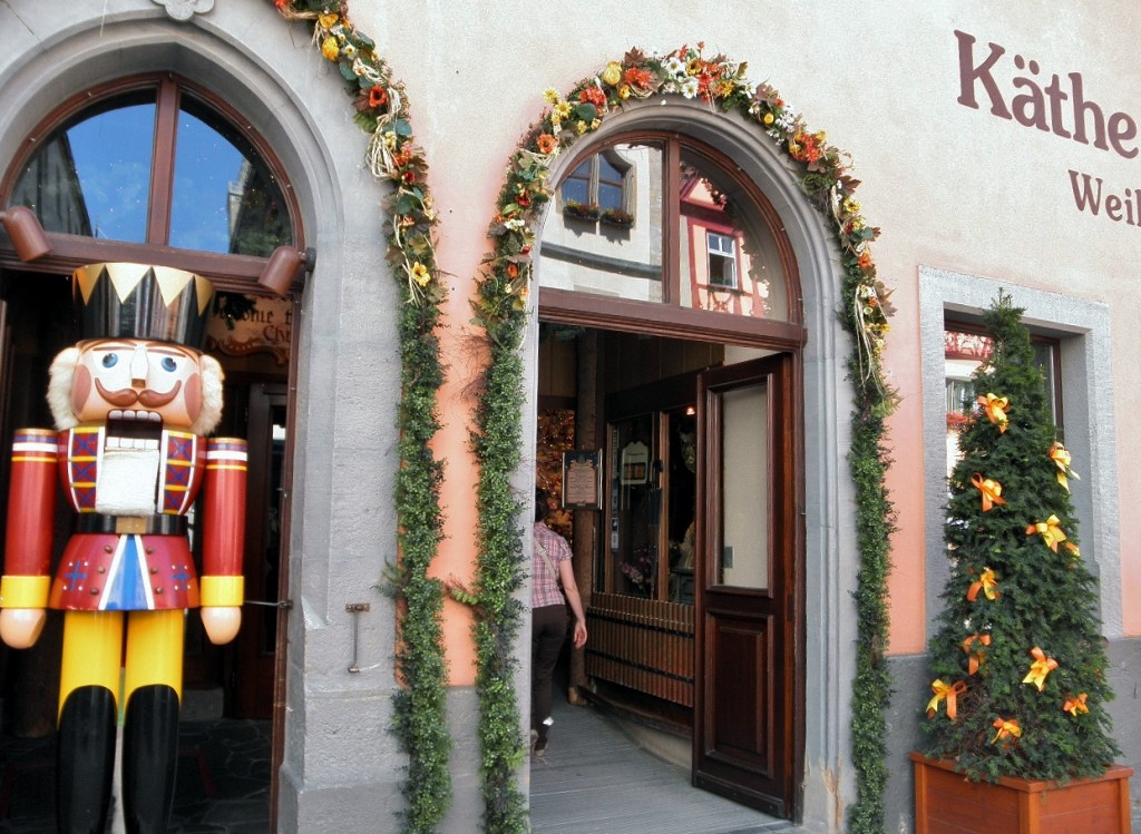 Foto: Tienda de adornos de Navidad - Rothenburg ob der Tauber (Bavaria), Alemania