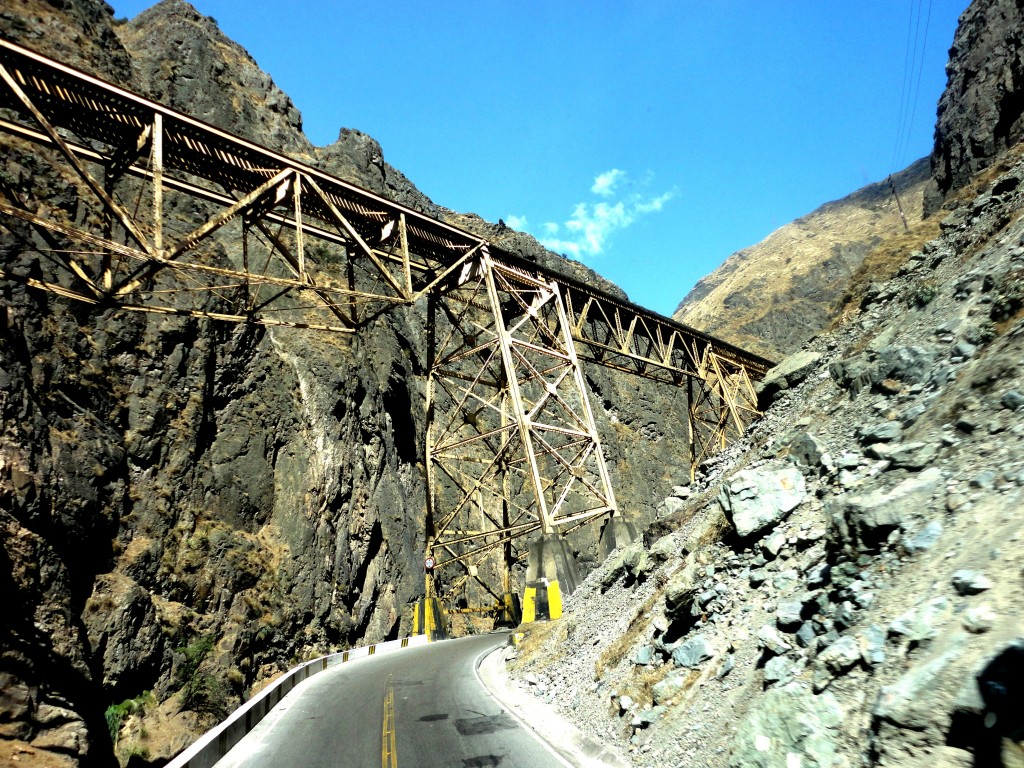 Foto: Puente Del Infiernillo - Matucana (Lima), Perú