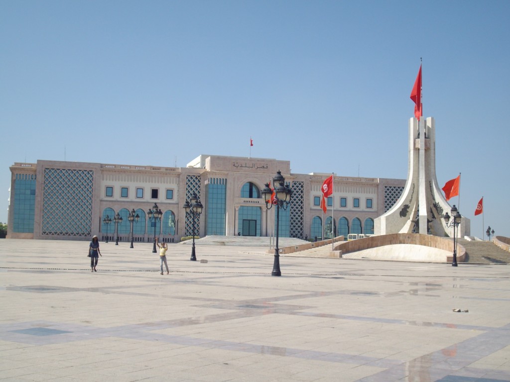Foto: la plaza principal - Tunis (Ariana), Túnez