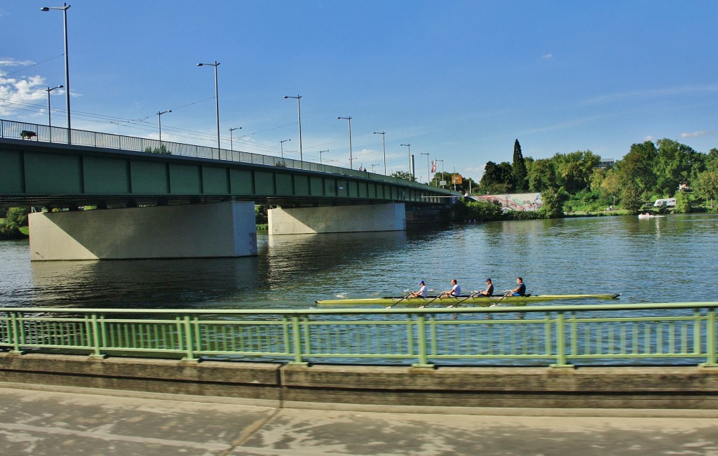 Foto: Rio Neckar - Heidelberg (Baden-Württemberg), Alemania