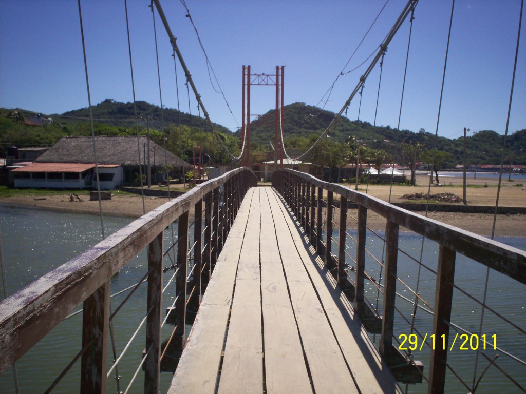Foto: Puente de hamaca - San Juan Del Sur (Rivas), Nicaragua