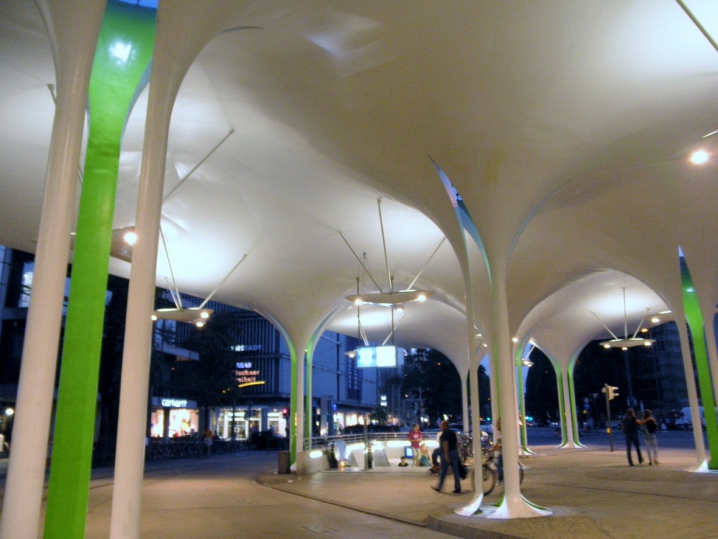 Foto: Estación de autobuses - Múnich (München) (Bavaria), Alemania